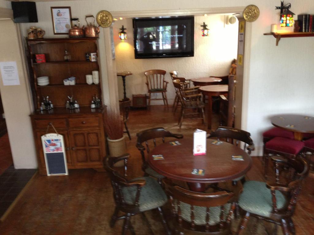 The Golden Lion Hotel Middlewich Ngoại thất bức ảnh